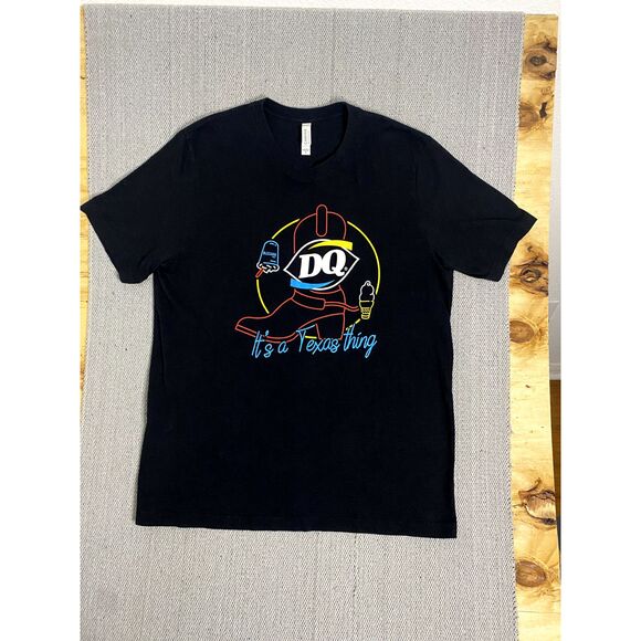 Dairy Queen Texas T-Shirt Mens XL Black It's a Texas Thing Neon Boot Graphic - Picture 1 of 8